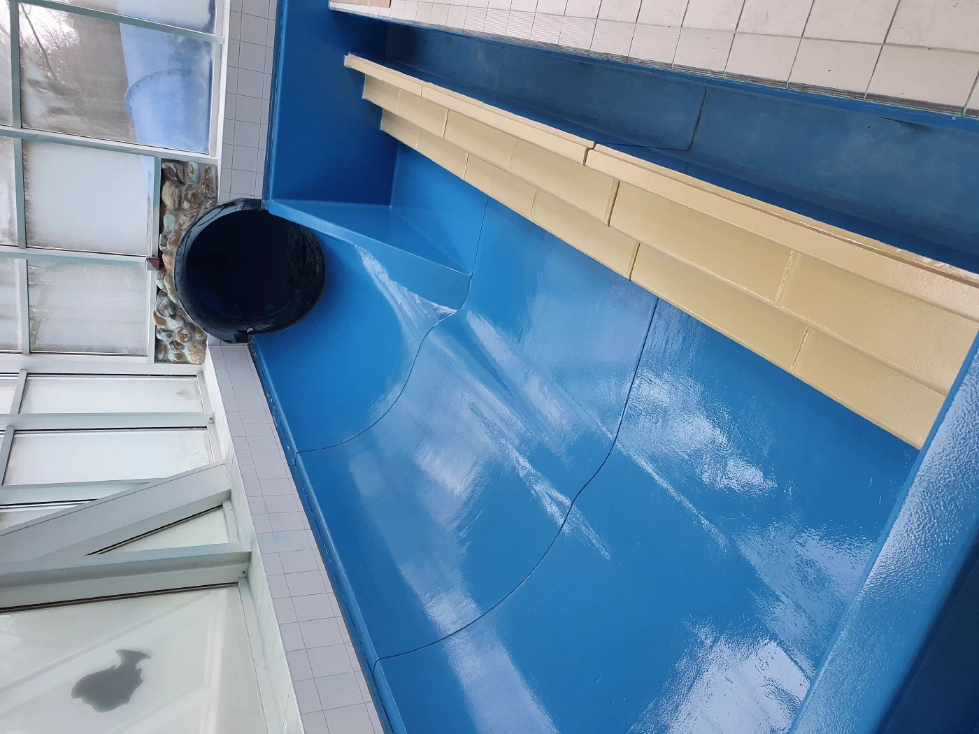 Hallenbad Saterland – Einstiegsbereich Rutsche